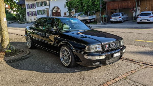 Audi (R)S2 Limousine, Verkauf/Preis auf Anfrage