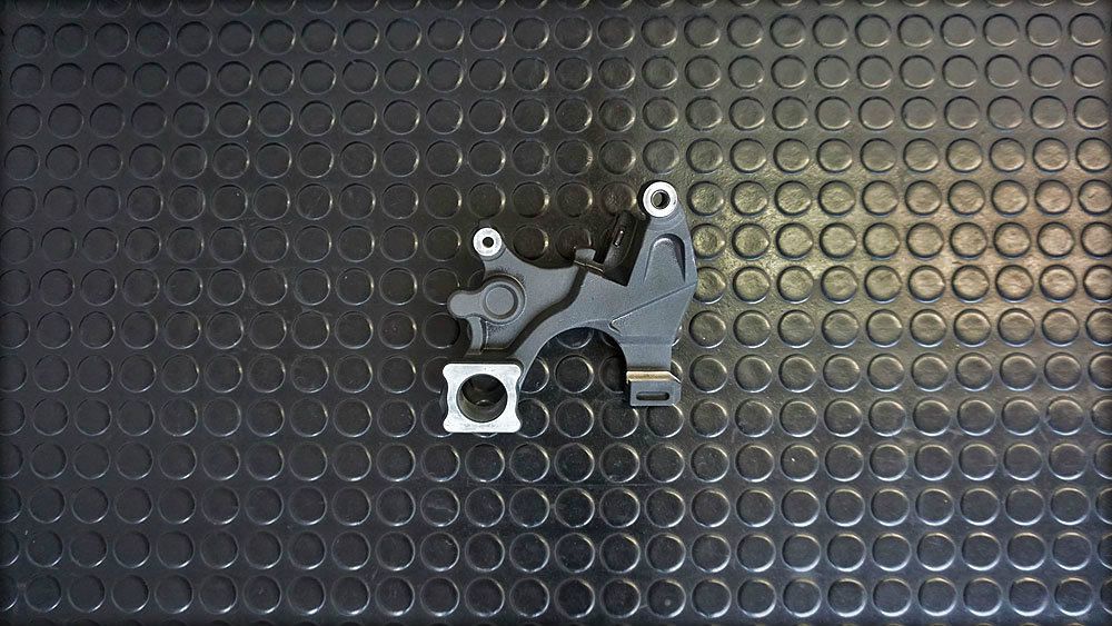 B-King Halter Bremssattel hinten