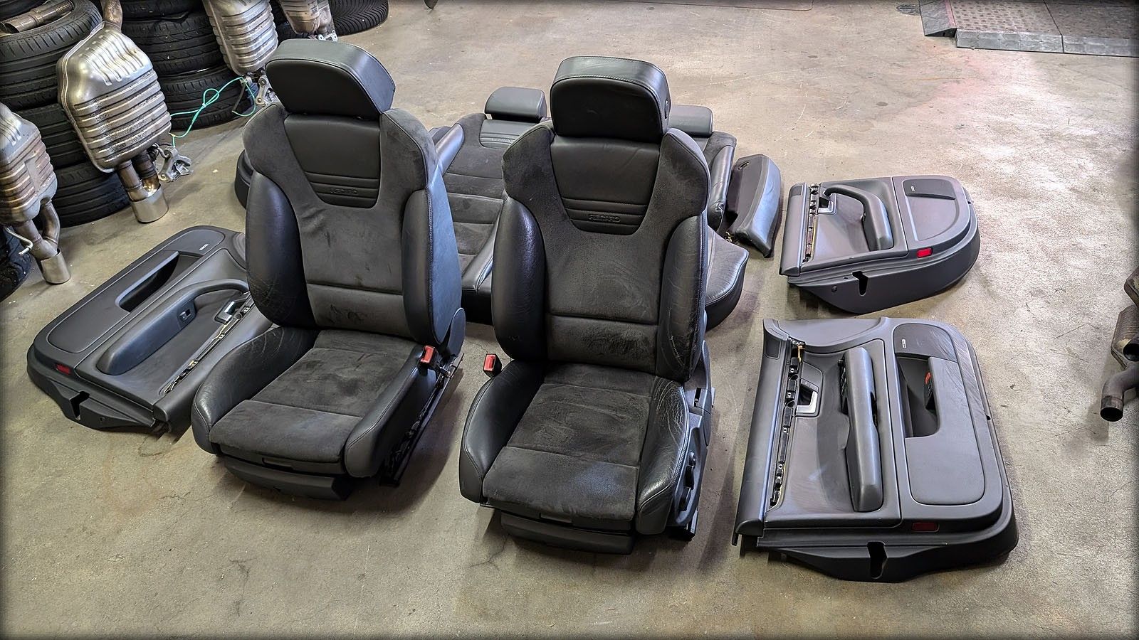 S4 B6 Recaro Leder-/Alcantara Ausstattung schwarz